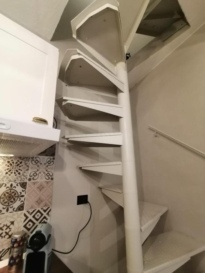 Romantico Bilocale Nel Cuore Del Balon Turin Bagian luar foto